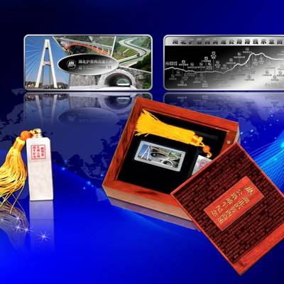 金屬徽章與紀(jì)念章定制 融合藝術(shù)與實(shí)用性的禮品創(chuàng)作